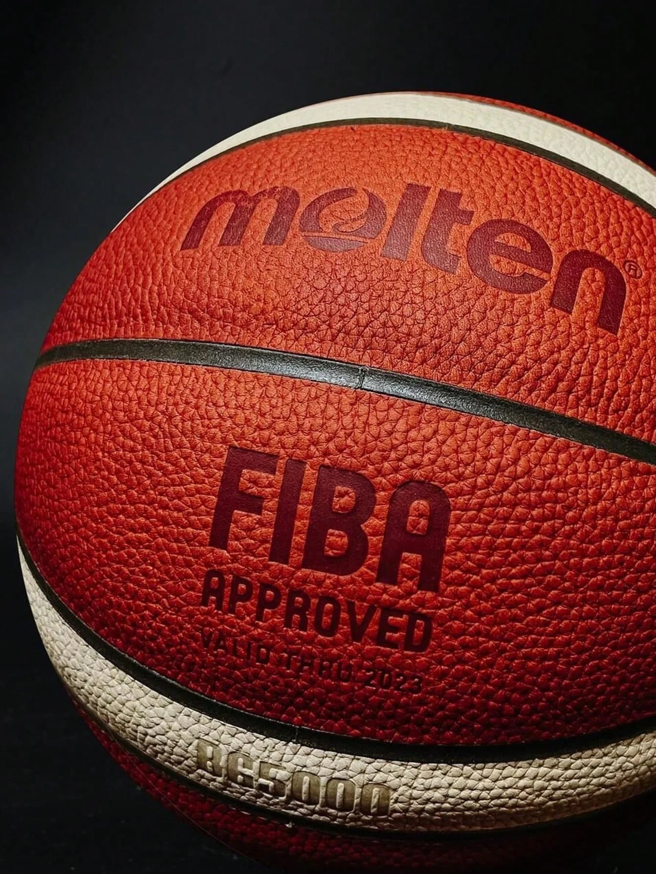 Molten BG5000 Basketball – Official Size 7/6 FIBA Certified Competition Ball